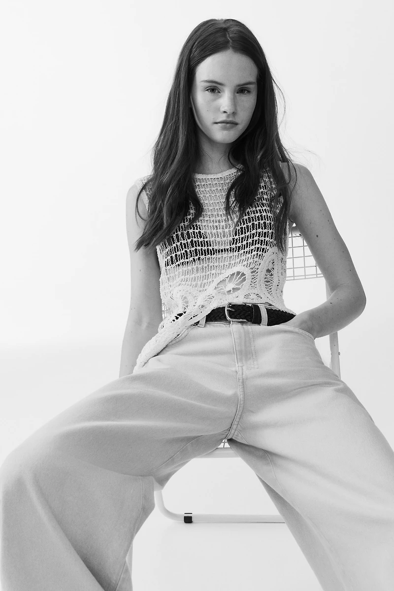 Barrel-Leg High-Waist Jeans
