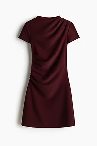 Robe à effet drapé