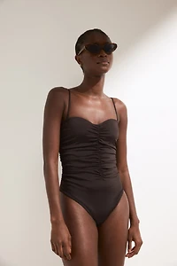 Maillot de bain bandeau forme moyenne
