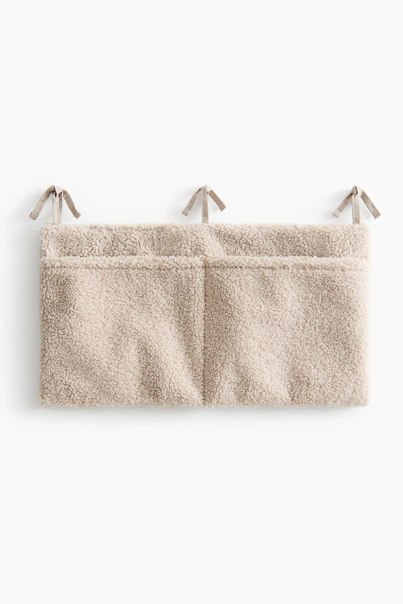 Fluffy Wall-hanging Storage