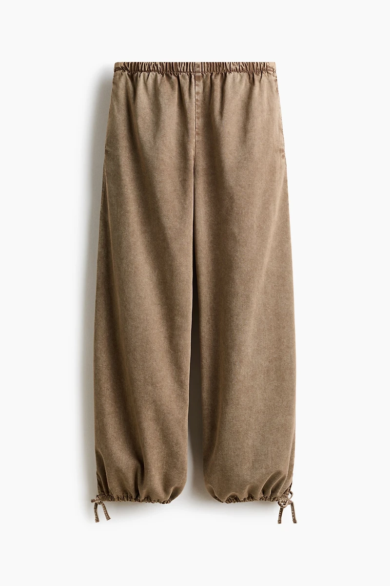 Balloon-Leg Denim Pants