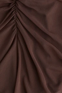 Haut sans manches en voile à effet drapé