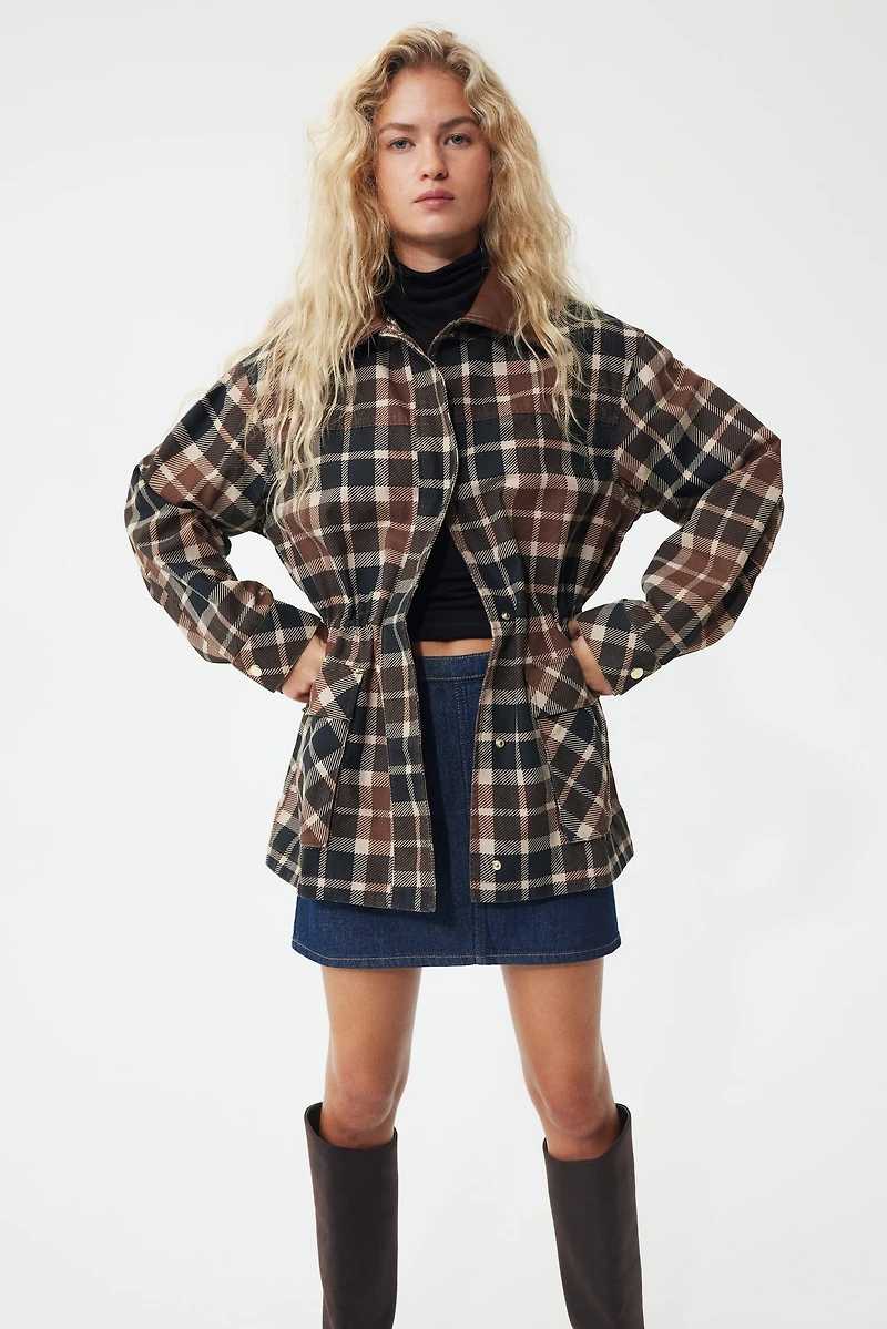 Veste en sergé avec col tissu enduit