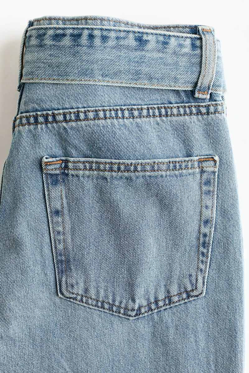 Barrel-Leg High-Waist Jeans