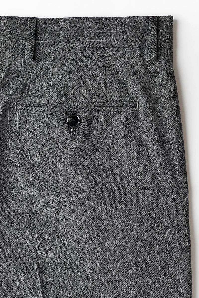 Loose-Fit Tailored Pants