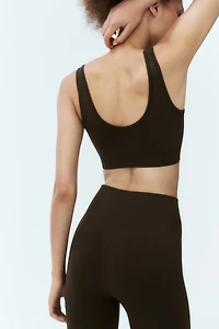 Seamless Light Support Sports Bra