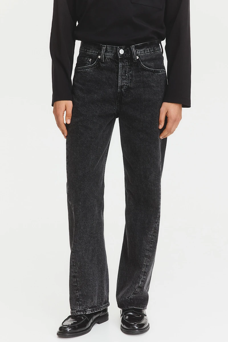 Loose-Fit Straight Twisted-Leg Jeans