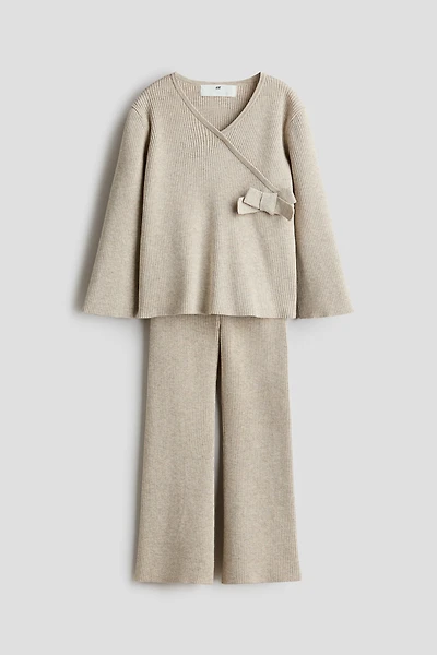 2-Piece Top and Leggings Set