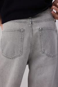 Loose Jeans