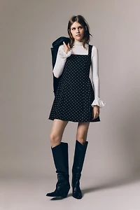 Robe à jupe évasée