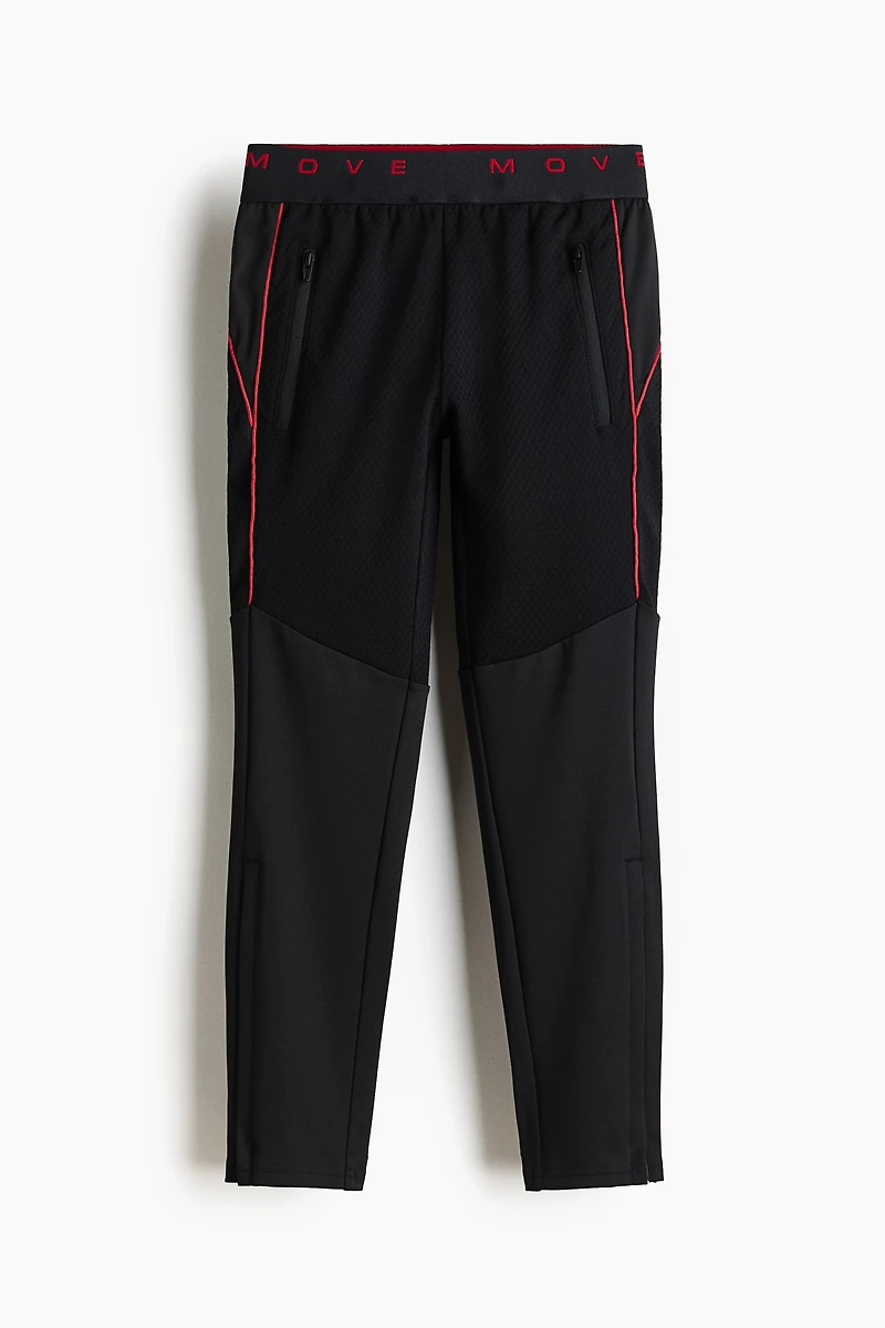 Regular-Fit Soccer Pants with DryMove™