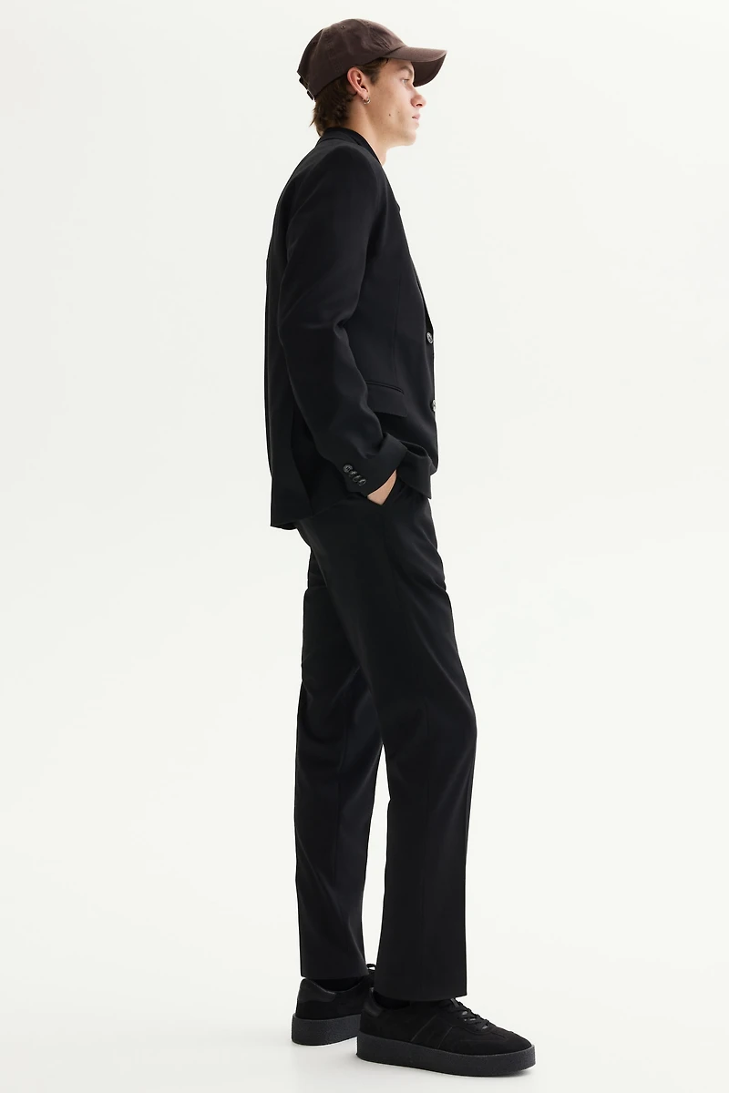 Pantalon d'habit près du corps