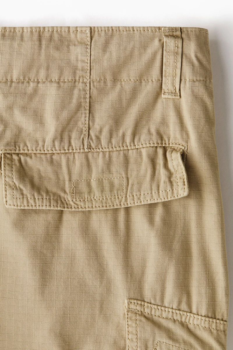 Loose-Fit Cargo Pants