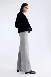 Wide-Leg Ultra High Jeans