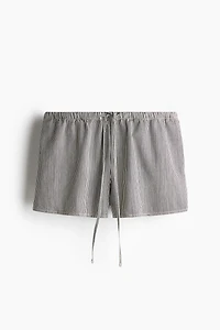 Short avec cordon de serrage