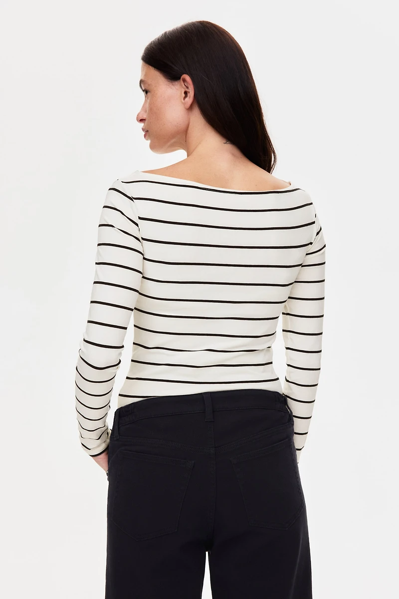 MAMA Boat-Neck Top