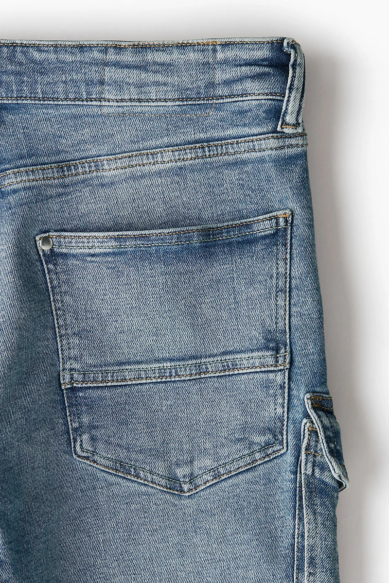 Jean cargo Coupe Amincie