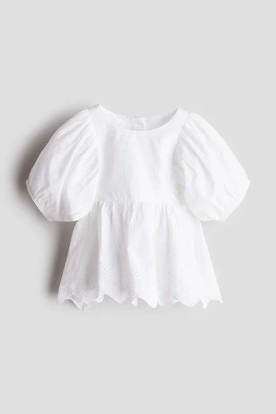 Blouse avec broderie anglaise