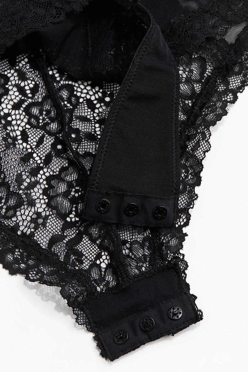 Maillot tanga pigeonnant en dentelle