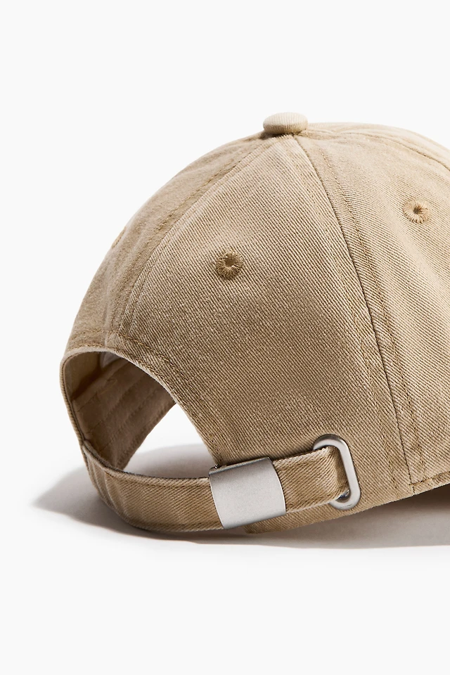 Embroidered-motif Twill Cap
