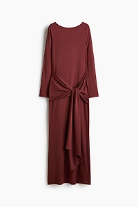 Robe en jersey avec détail à nouer