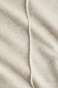 Pantalon en maille côtelée avec plis