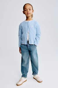 Chandail en tricot torsadé