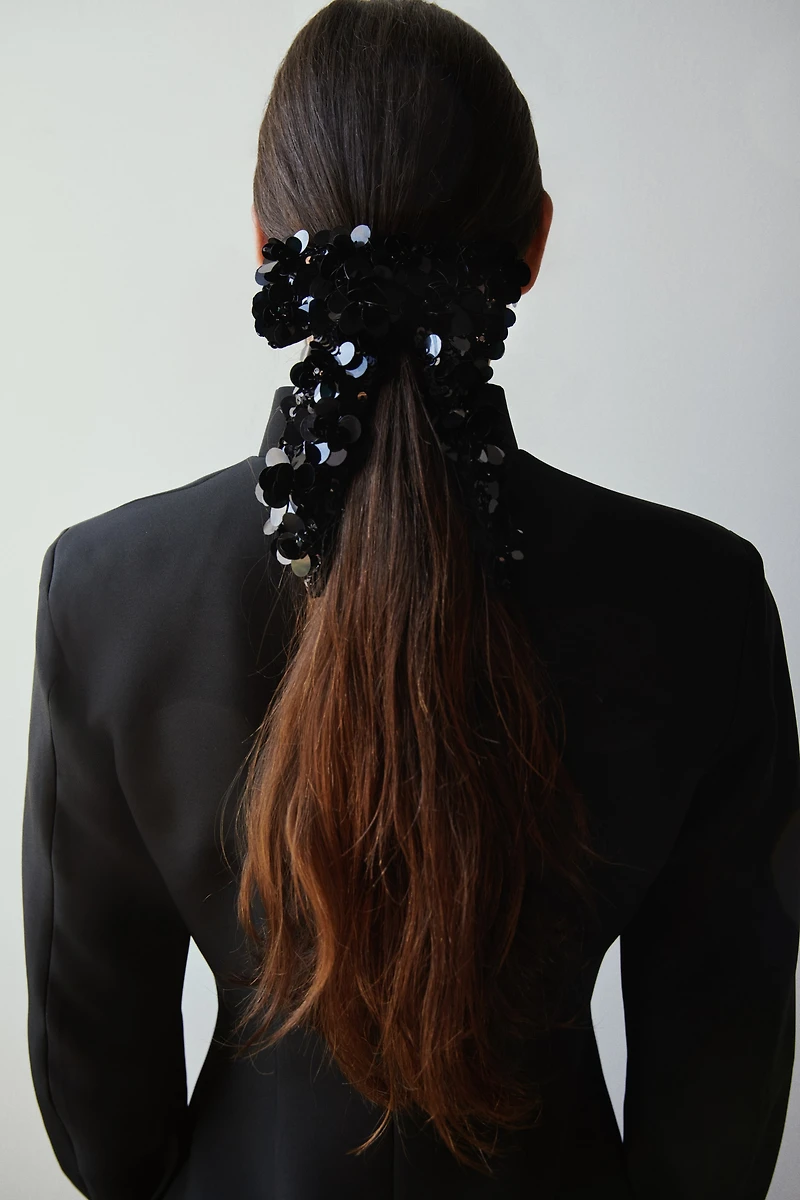 Barrette avec boucle à sequins
