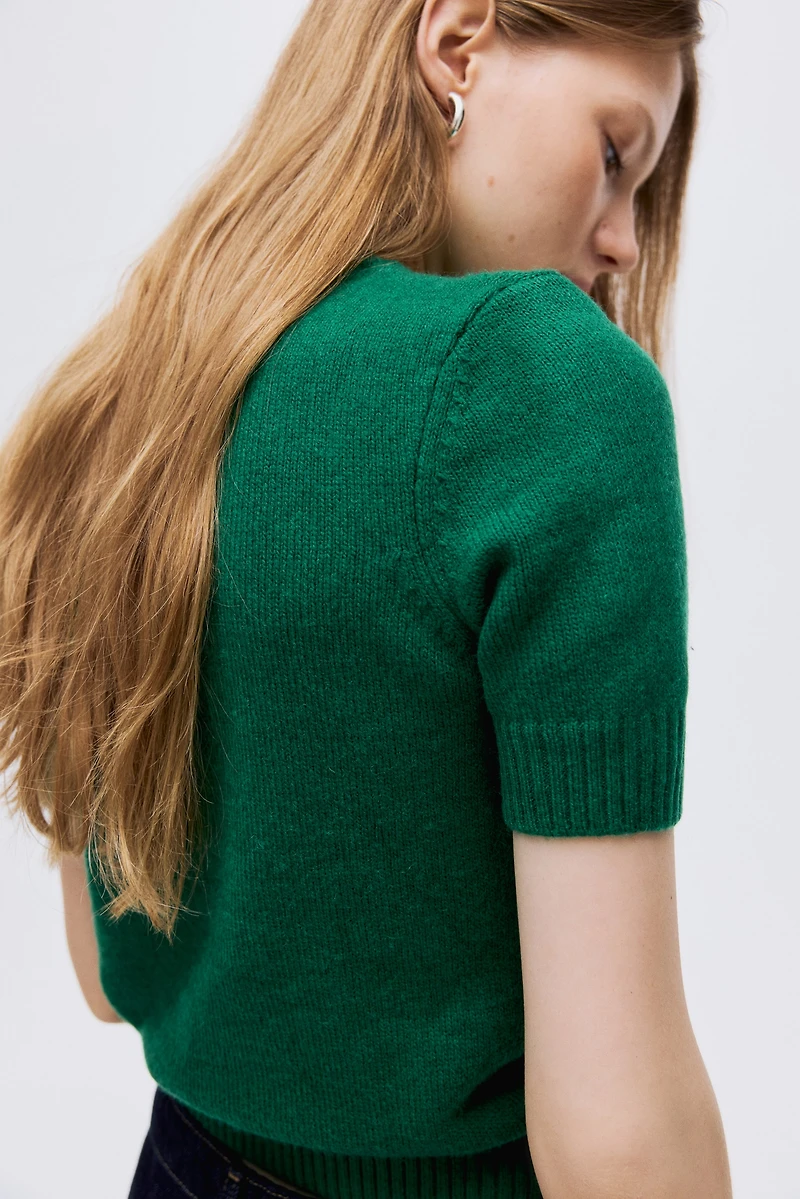 Short-Sleeved Sweater