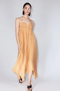 Sweetheart-Neck Halterneck Dress