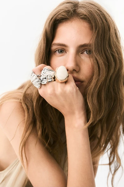 Stone-Detail Ring