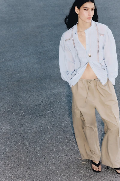 Blouse avec dentelle