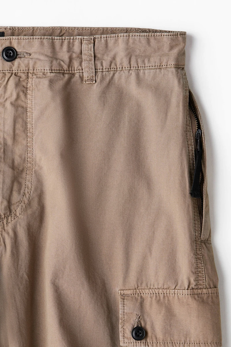 Pantalon cargo coupe classique