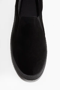 Slip-on trainers