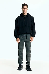 Regular-Fit Sports Joggers with DryMove™