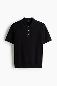 Polo près du corps en tricot texturé
