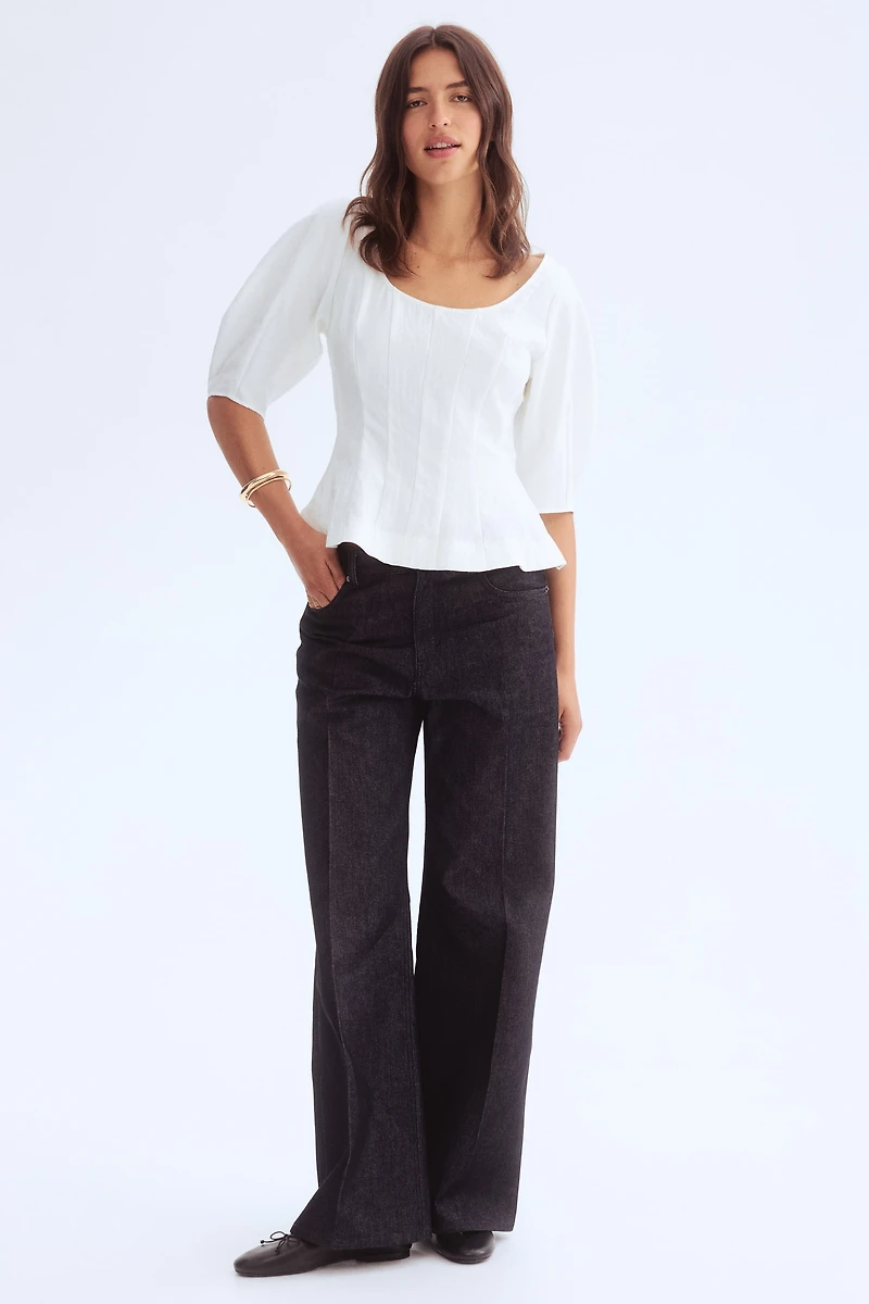 Blouse à encolure dégagée