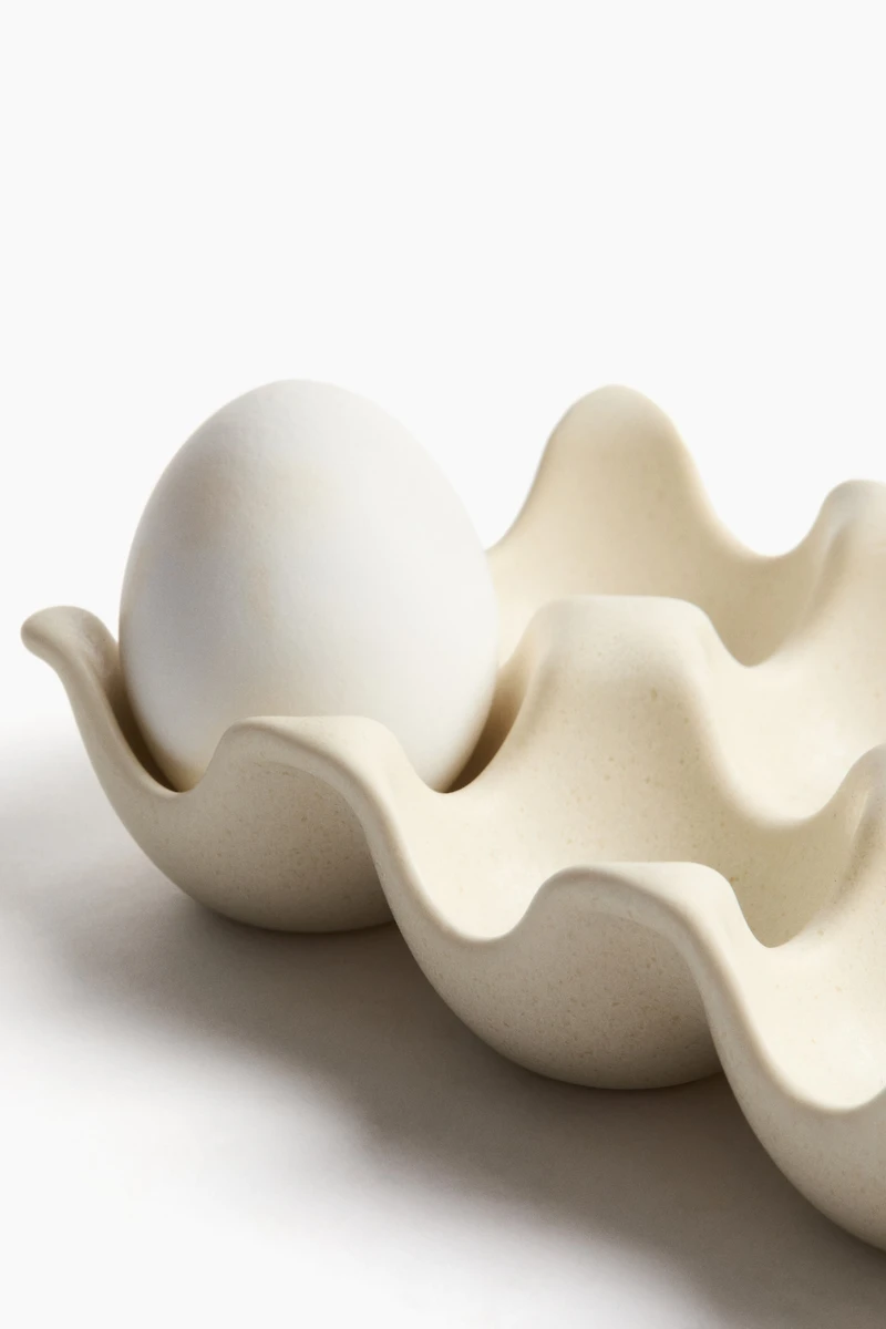 Reactive-Glaze Egg Tray