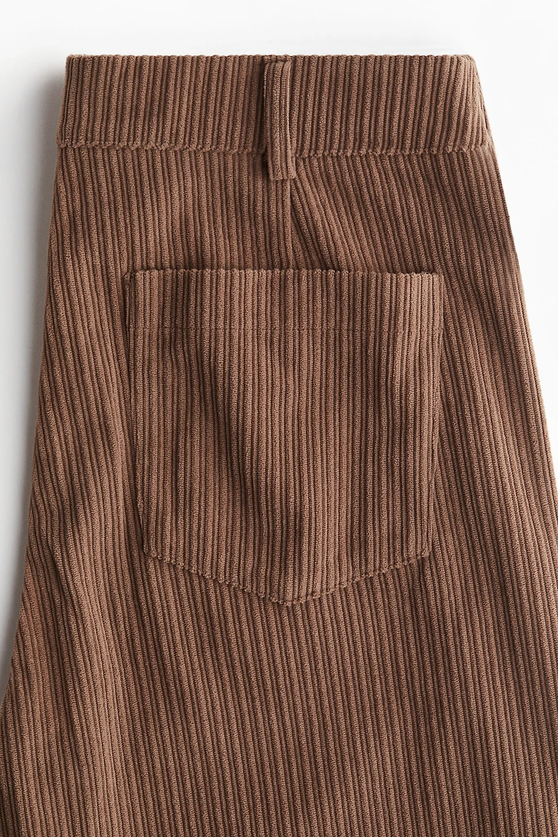 Pantalon en velours côtelé