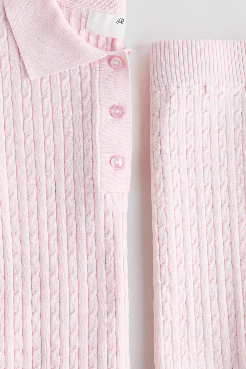 2-Piece Cable-Knit Set