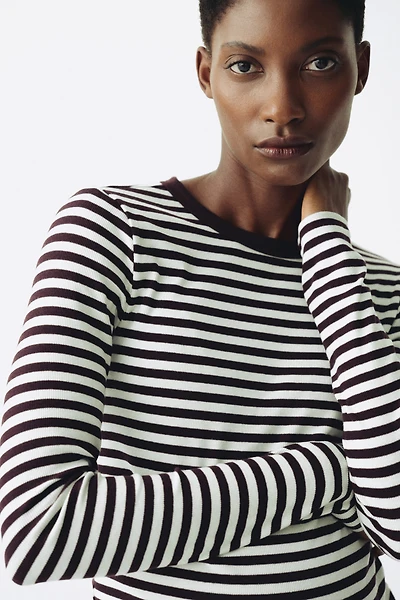 MAMA Ribbed Jersey Top