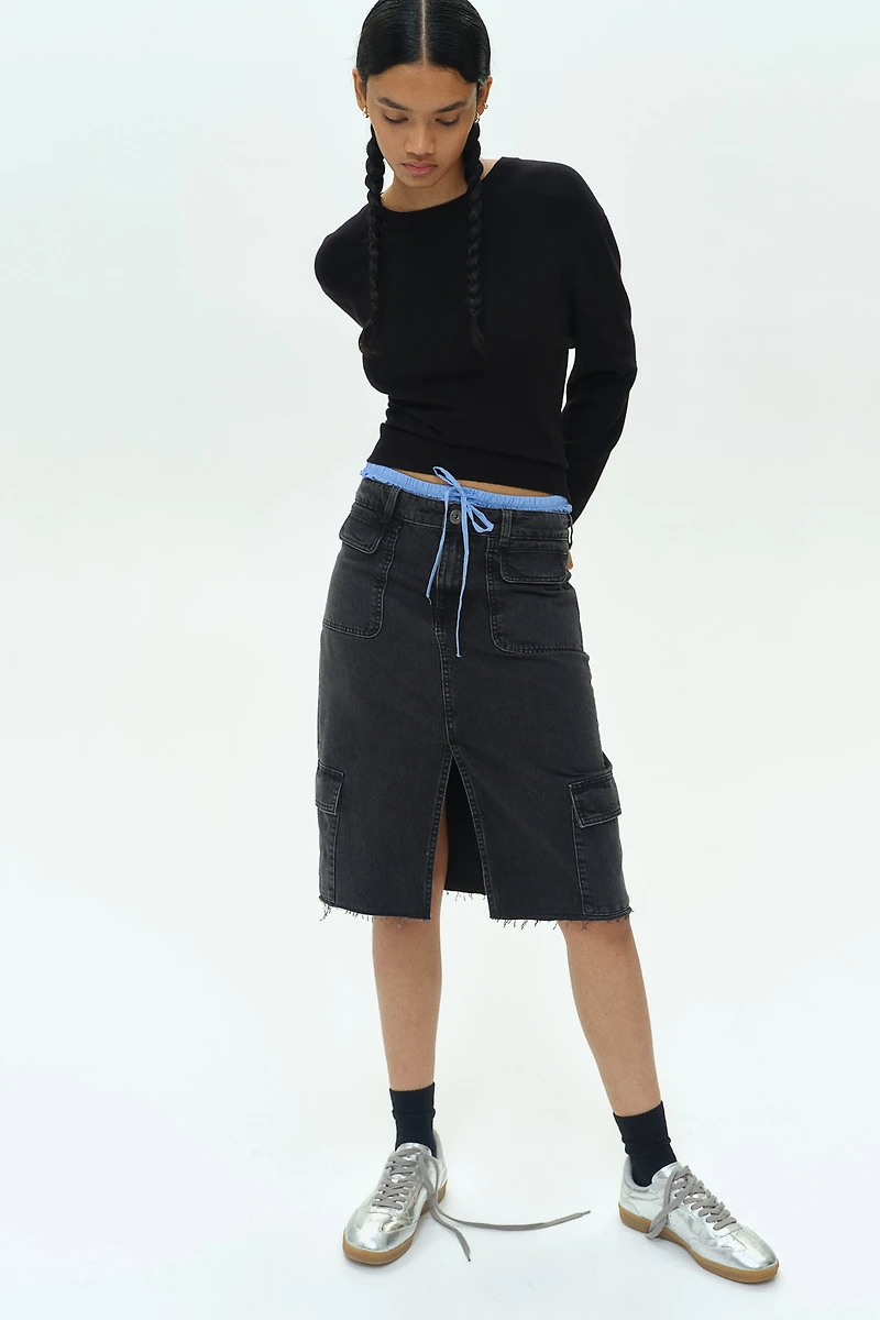 Short Fine-Knit Sweater