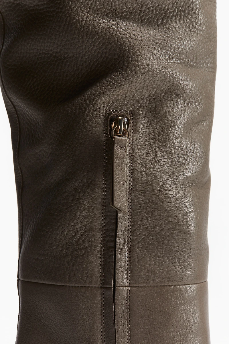 Cuissardes en cuir