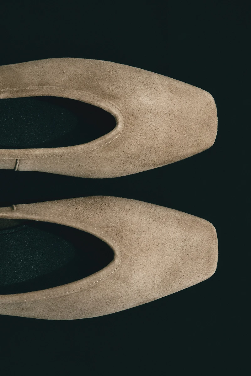 Leather ballet flats