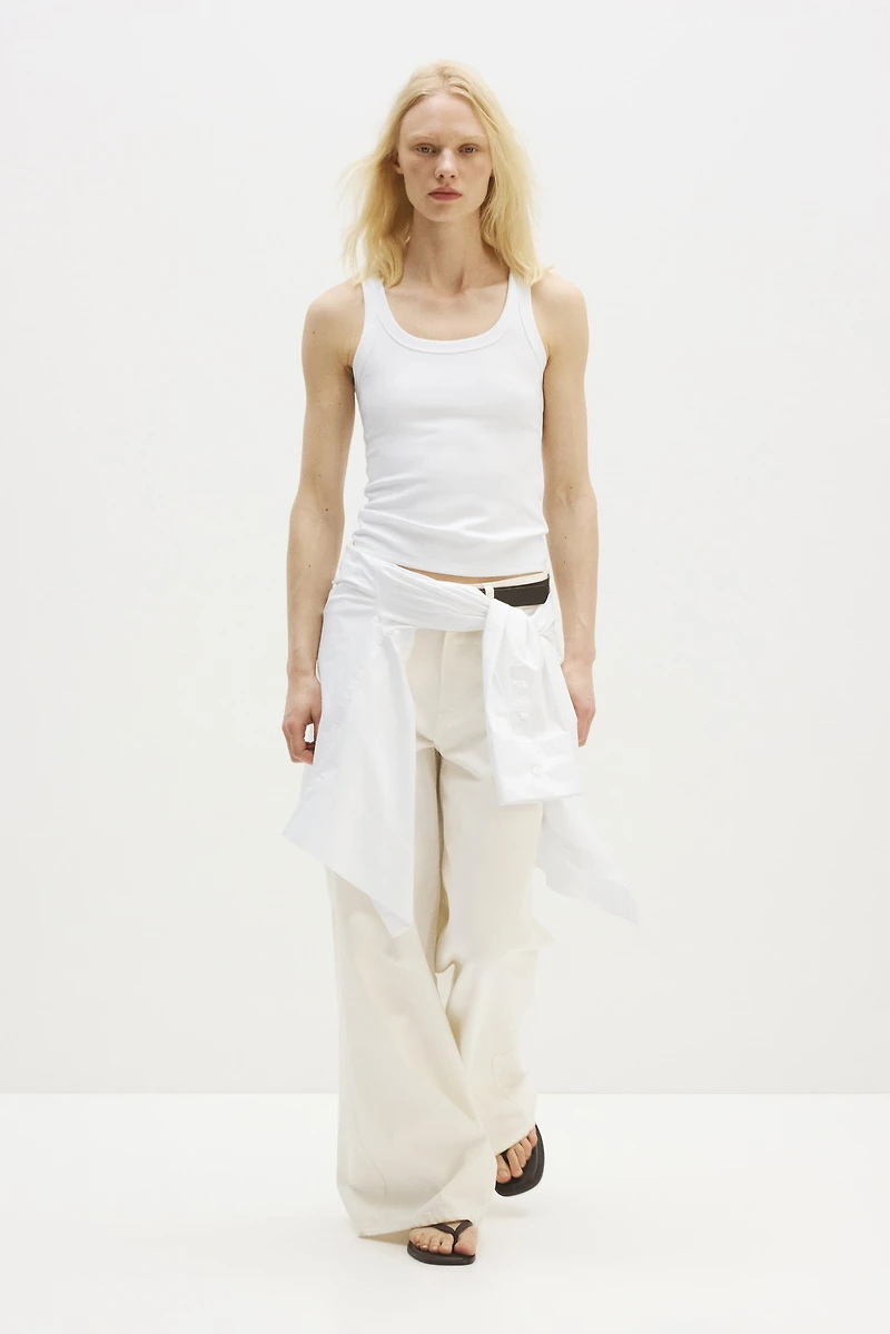 Camisole côtelé rafraîchissante près du corps