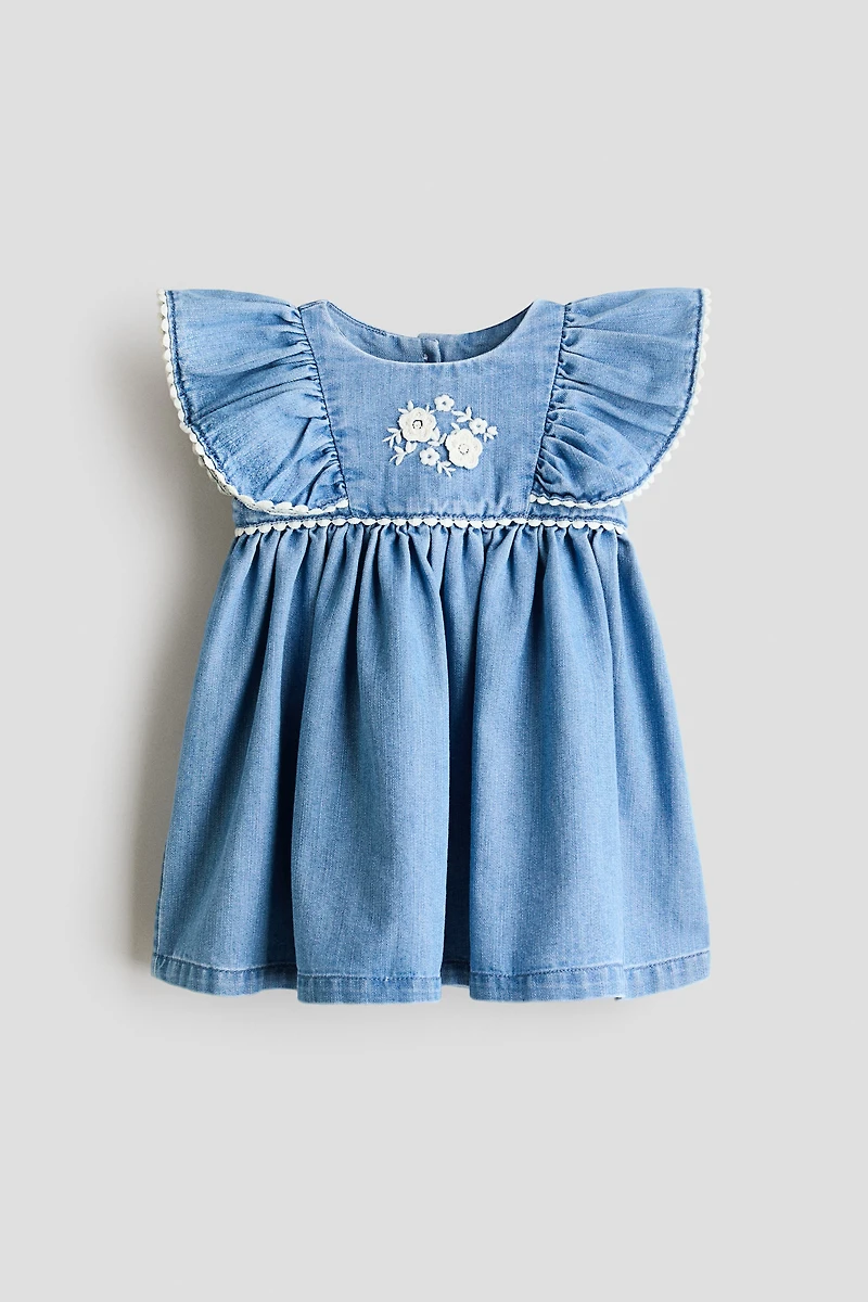 Robe en denim avec détail brodé