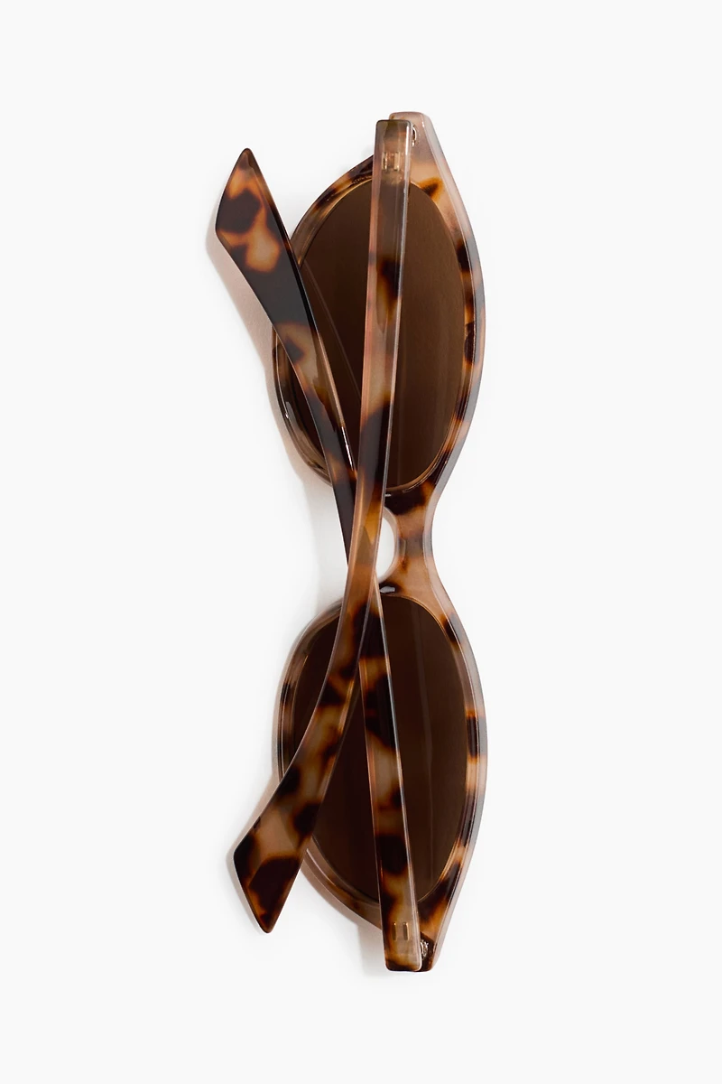 Lunettes de soleil ovales