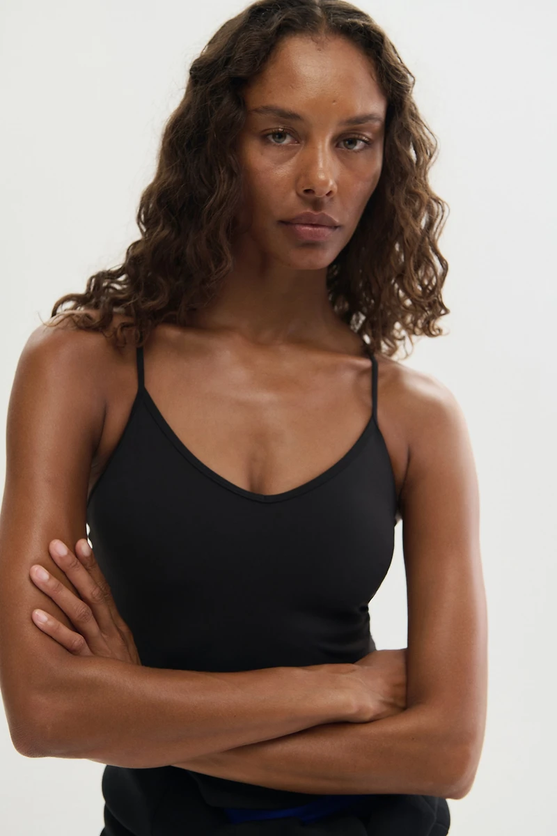 Shelf Bra Sports Tank Top with SculptMove™