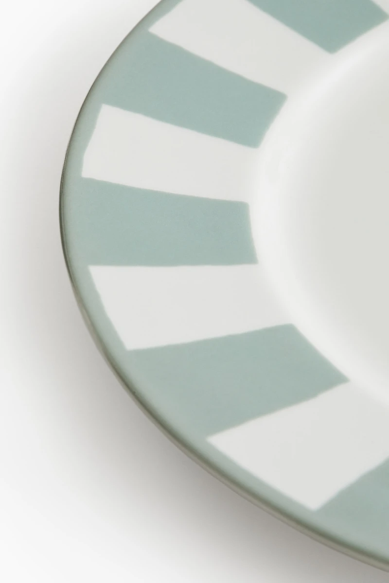 Grande assiette en porcelaine
