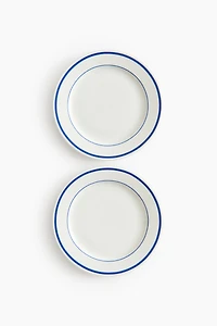 Lot de 2 assiettes moyennes en porcelaine